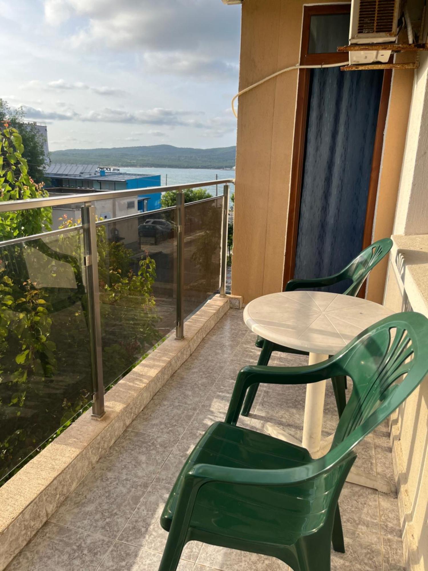 Paunovi Guest House Πριμόρσκο Εξωτερικό φωτογραφία