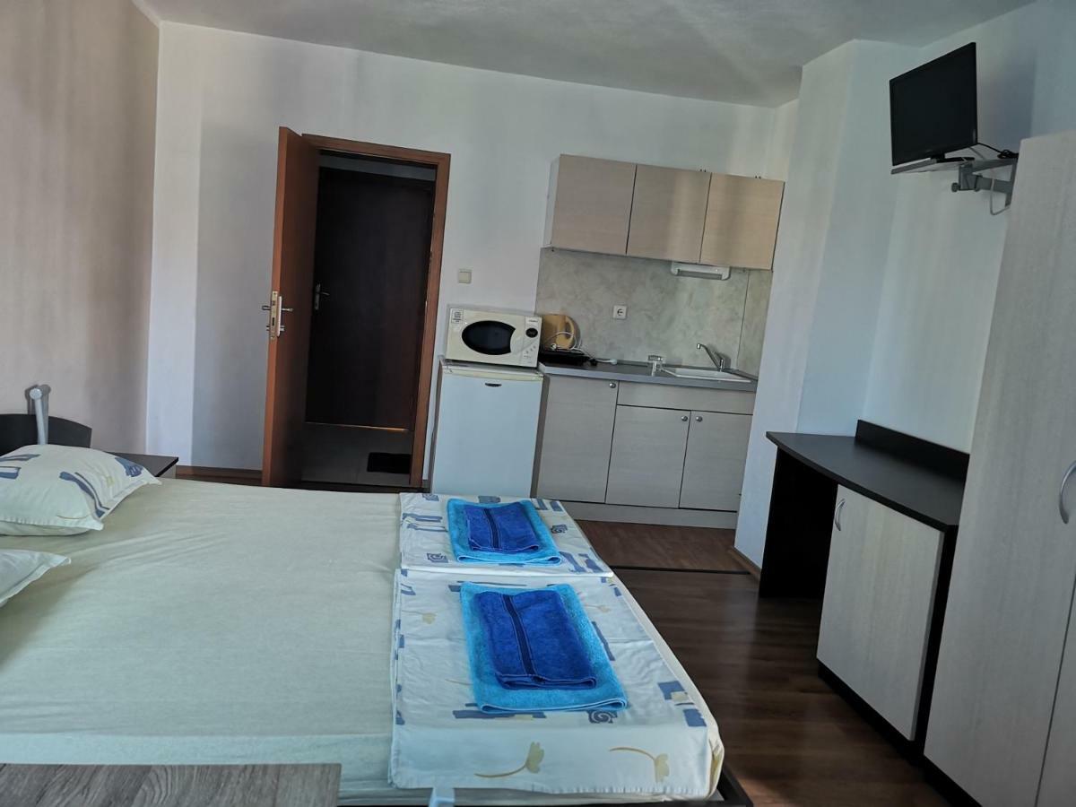 Paunovi Guest House Πριμόρσκο Δωμάτιο φωτογραφία